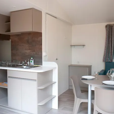 Huttopia Kamp alanı Sarlat-la-Canéda