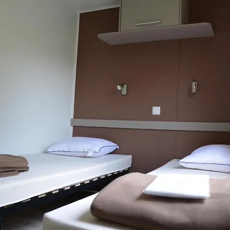 Huttopia Campingplatz 4*