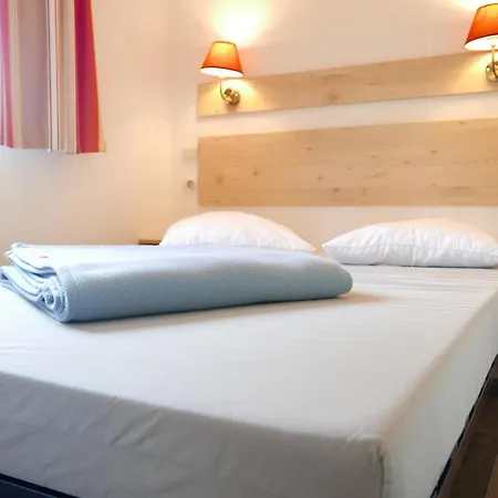 Kamp alanı Huttopia 4*