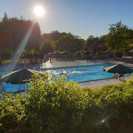 Huttopia Kamp alanı Sarlat-la-Canéda