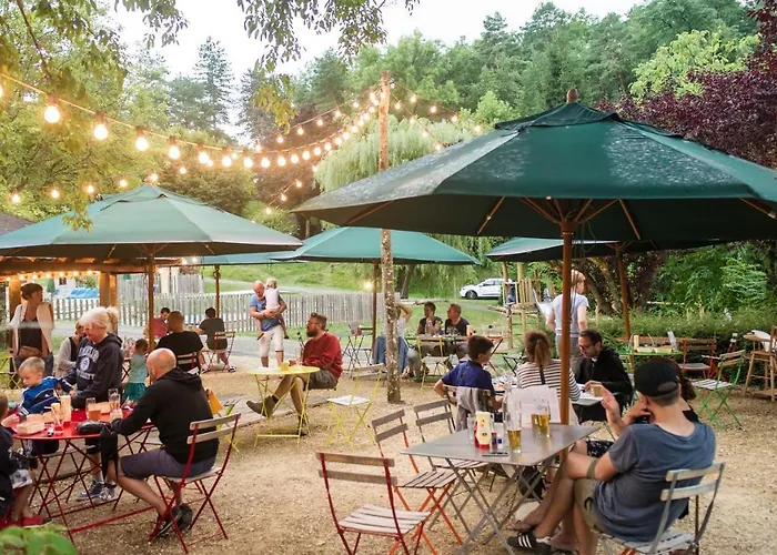 캠프장 Huttopia 4*